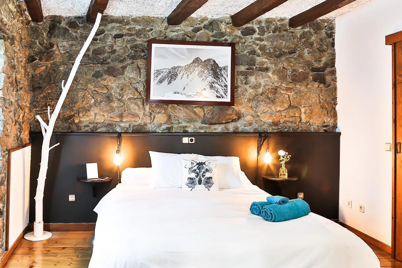 Guest house Hostal Cisco De Sans Hotel Andorra la Vella